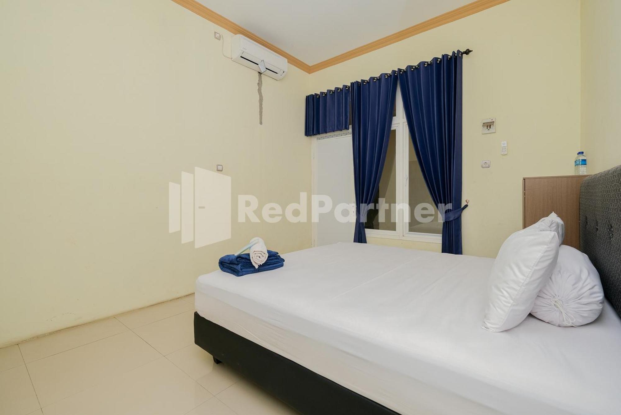 Grand Kencana Guesthouse near Wisata Bahari Lamongan Paciran Bagian luar foto