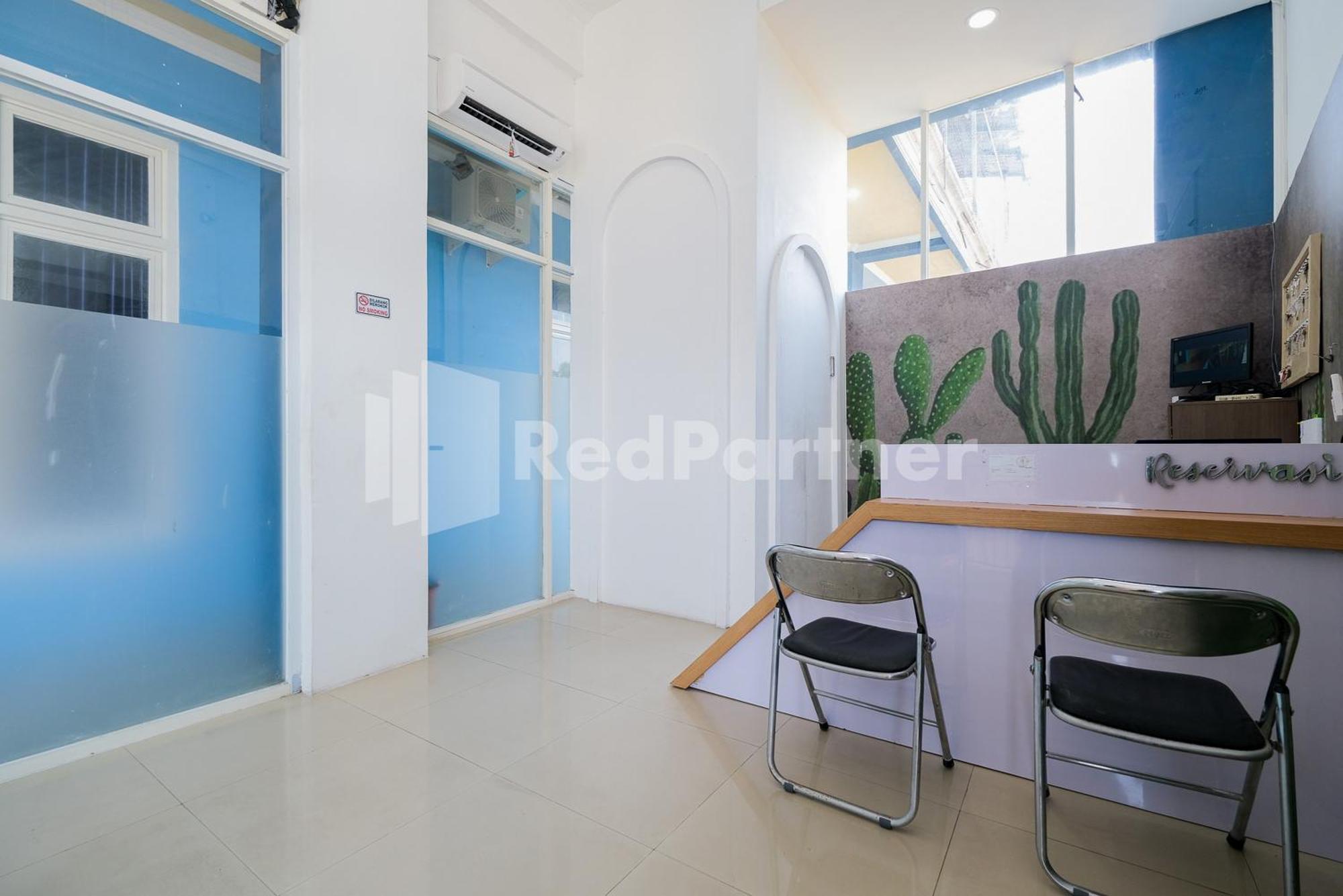 Grand Kencana Guesthouse near Wisata Bahari Lamongan Paciran Bagian luar foto