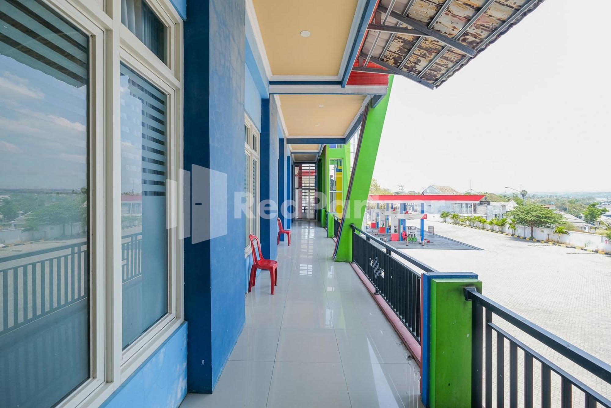 Grand Kencana Guesthouse near Wisata Bahari Lamongan Paciran Bagian luar foto